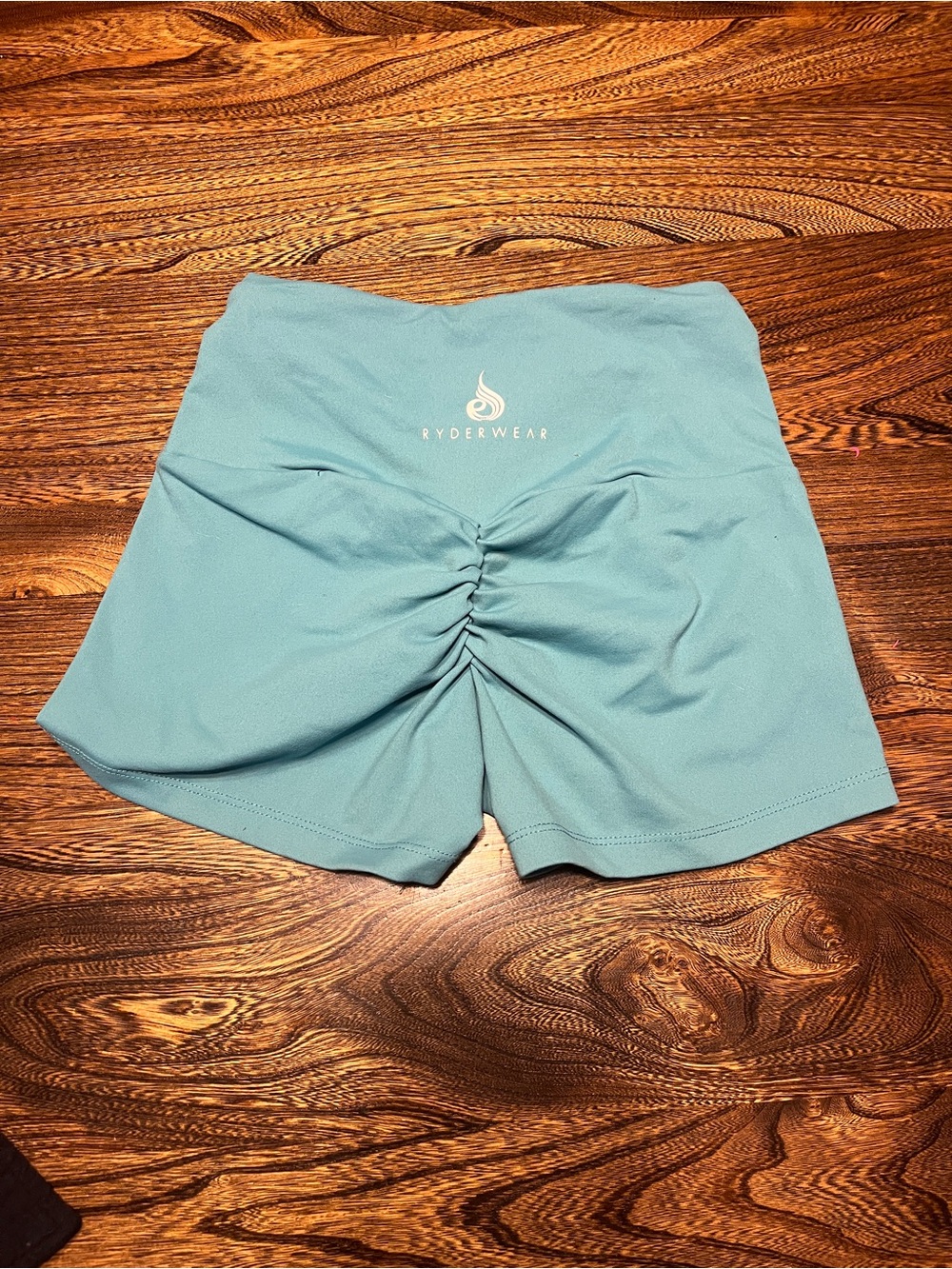 Ryderwear Women's Teal Scrunch-Back Training compression shorts XS